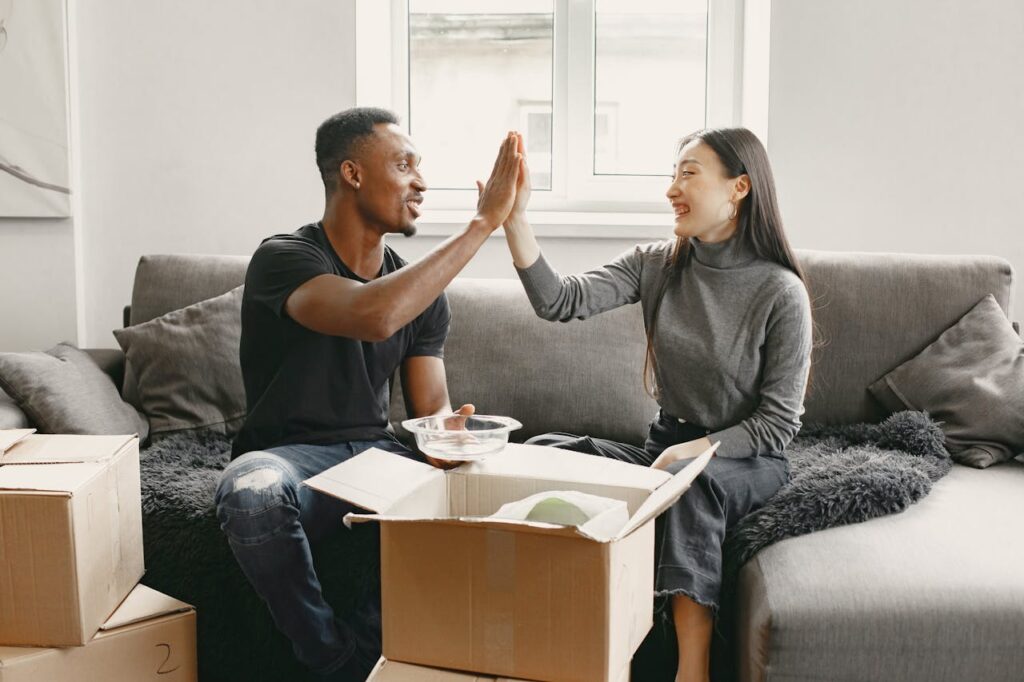 7 Essential Tasks to Complete Before the Big Move